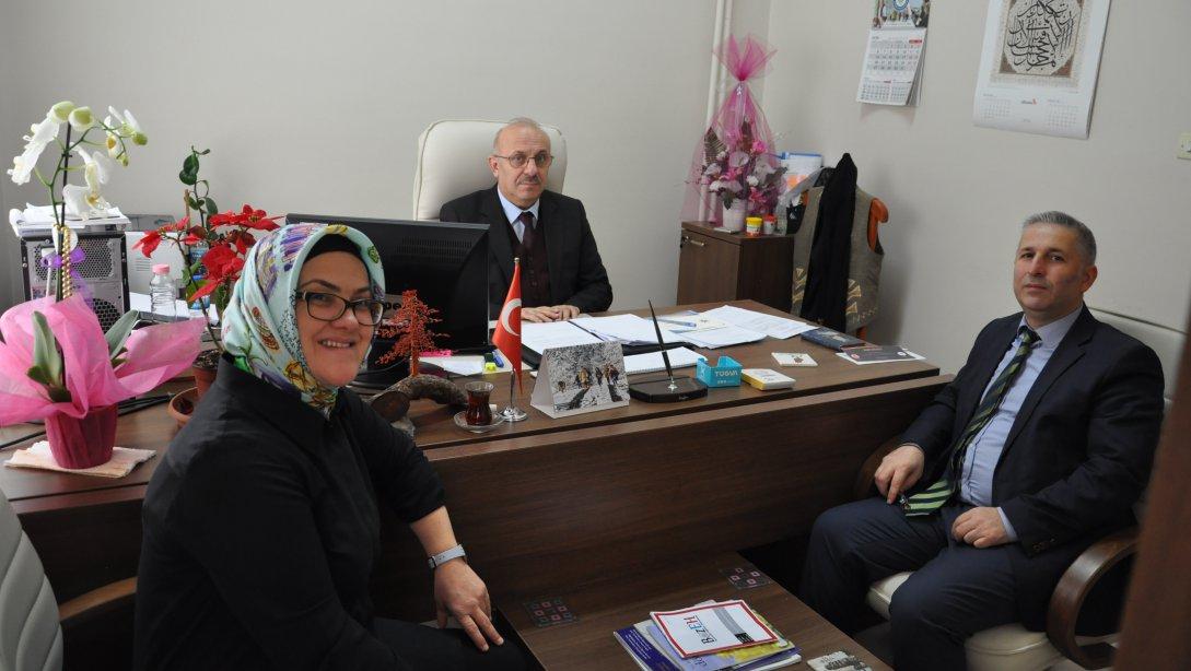 Sayın İlçe Milli Eğitim Müdürü Mahmut DEMİR ve Şube Müdürü Mehmet ORHAN Rehberlik Araştırma Merkezi'ni Ziyaret Ettiler.