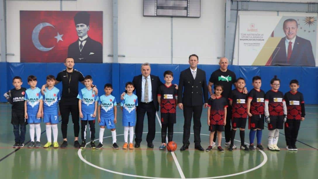 BİL-EN İlkokullar Arası Futsal Turnuvası Başladı.